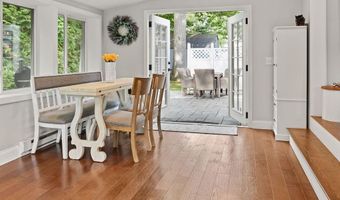 93 Wildwood Trl, East Greenwich, RI 02818