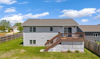 809 24th Ave NW, Austin, MN 55912