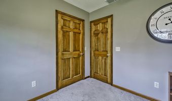 2915 N State Road 827 Rd, Angola, IN 46703