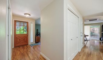 1037 Pinecrest Ter, Ashland, OR 97520