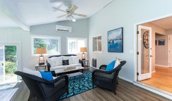 28 Woodland Dr, Amherst, NH 03031