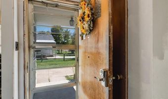 1958 NEWTON Dr, Cheyenne, WY 82001