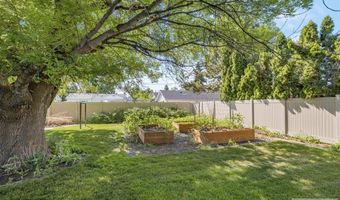 364 S Adams Ave, Blackfoot, ID 83211