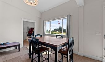 21358 OAK Ln, Aurora, OR 97002