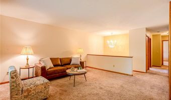 8567 Xenium Ln N, Maple Grove, MN 55369