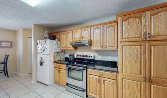 495 Shore Dr, Big Sandy, TN 38221