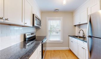 845 Main St, East Greenwich, RI 02818