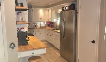 212 N Main St, Ansonia, OH 45303