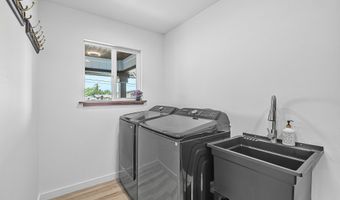 54 LEIMAMO St, Hilo, HI 96720