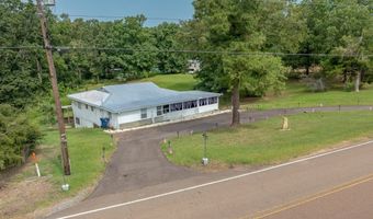 3231 Sardis Lake Dr, Batesville, MS 38606