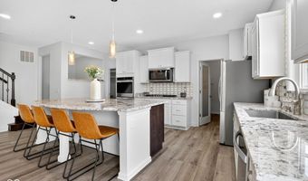 1081 Park Ct, Avon, IN 46123