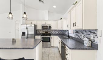 9343 W PINEVETA Dr, Arizona City, AZ 85123