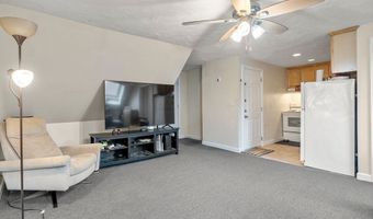 10 Holman St C, Attleboro, MA 02703