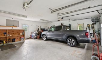 107 Kennebunk Rd, Alfred, ME 04002