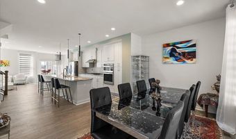 2824 Ridington Rd, Ann Arbor, MI 48105