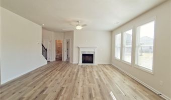 38 Longhorn Way, Auburn, GA 30011