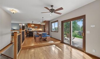 441 Walnut Ln, Apple Valley, MN 55124