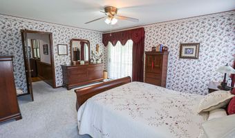 250 S 5th St, Barlow, KY 42024