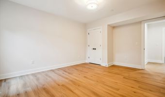 10033 CLUE Dr, Bethesda, MD 20817
