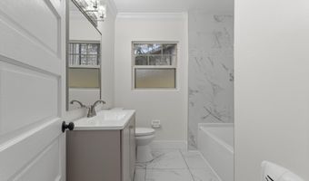 175 Saint Charles Ave, Biloxi, MS 39530