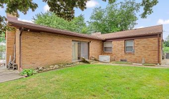 822 Croswell, Adrian, MI 49221