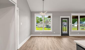 100 Michelle Dr, Beebe, AR 72012