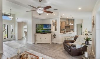 2113 KIRKLAND LAKE Dr, Auburndale, FL 33823