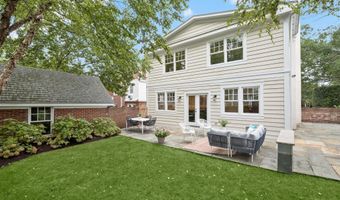3118 17TH St N, Arlington, VA 22201