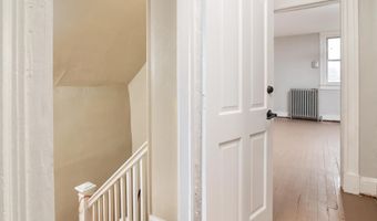 3800 GREENMOUNT Ave 3, Baltimore, MD 21218