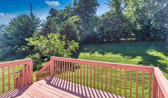 322 Oak Ridge Pkwy, Arnold, MO 63010