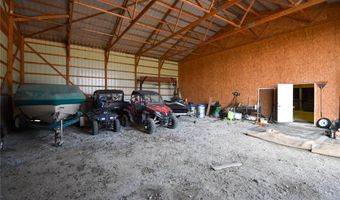5557 Schuetz Ln, Alhambra, IL 62001