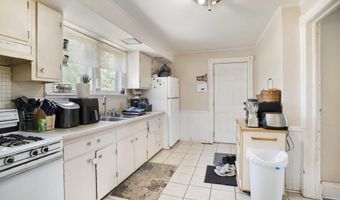 410 Bidwell St, Albion, MI 49224