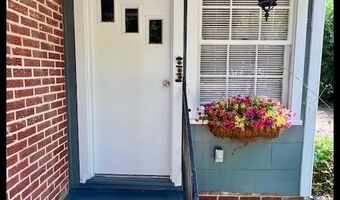 202 Bates St, Batesville, MS 38606