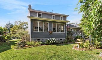 2 Westminster Dr, Asheville, NC 28804