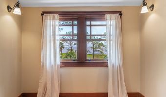 25 17th St, Apalachicola, FL 32320