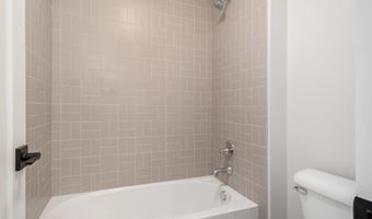 529 E Dominion Blvd, Columbus, OH 43214