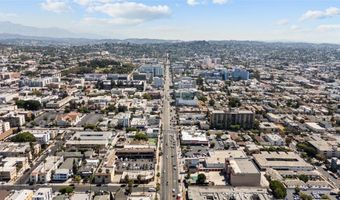 5133 W Sunset Blvd, Los Angeles, CA 90027