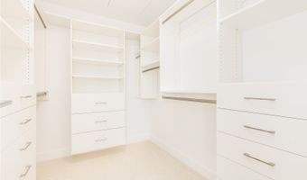 629 Keeaumoku St 4105, Honolulu, HI 96814