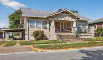 430 W Spring St, Bloomfield, IN 47424