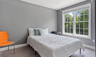 91 Seaverns Bridge Rd, Amherst, NH 03031