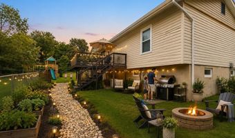 2654 Elm Dr, Arnold, MO 63010