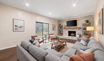 6 El Toro Dr, Bristol, CT 06010