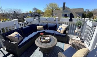 419 Broadway 5, Newport, RI 02840
