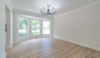 408 W Foxdale Ln, Arlington Heights, IL 60004