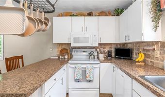 36 Primrose Ln 36, North Providence, RI 02904