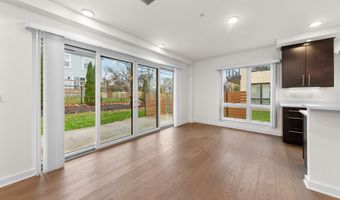 460 W Stadium Blvd, Ann Arbor, MI 48103