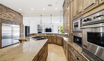 2990 Traverse Creek Ln, Las Vegas, NV 89135