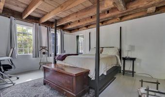 992 Pequawket Trl, Baldwin, ME 04091