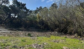 18 Th St SW, Bandon, OR 97411