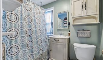 22 Cobb Rd, Bath, ME 04530